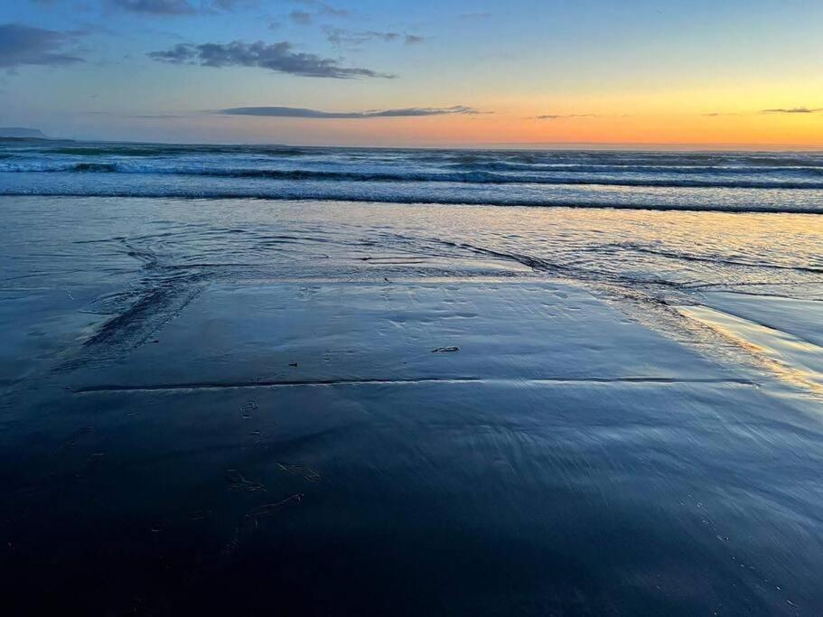 Beach House Ντόνεγκαλ Εξωτερικό φωτογραφία